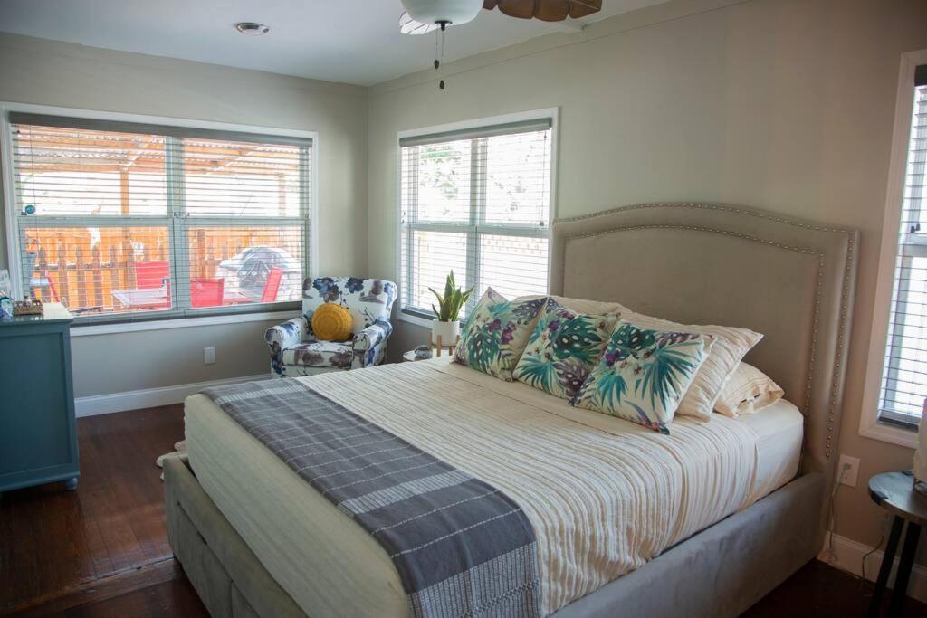 Two Bedroom Ranch With Private Deck Close To Beach Лейк-Уорт Экстерьер фото